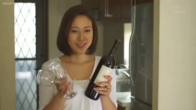 SHKD-737 Gái xinh bị tên tội phạm vượt ngục cưỡng hiếp