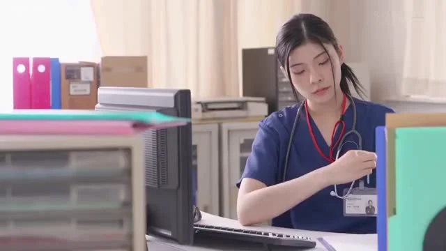 STARS-964 Tên bệnh nhân cưỡng hiếp nữ bác sĩ