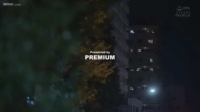 PRED-501 Cô hàng xóm siêu dâm đãng của tôi