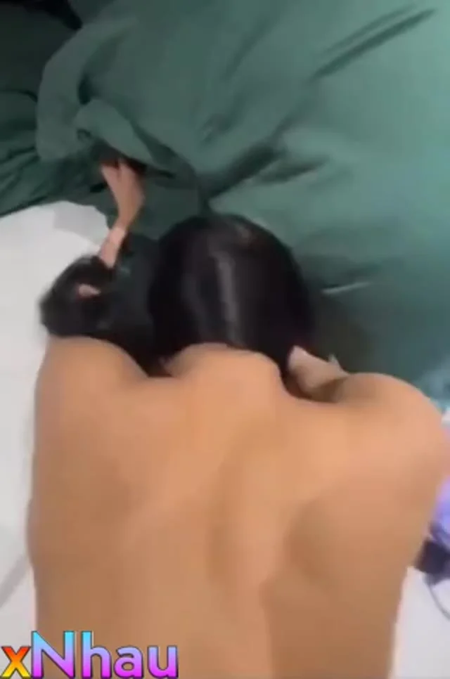Bé Kiều giấu bố mẹ chịch nhau với Ny