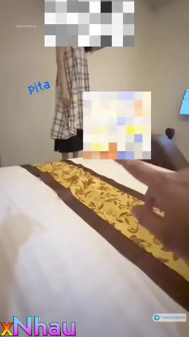 Nhớ em rau quê quá nên đánh oto về thăm e tiện thể ôn bài trog ks cùng e p2