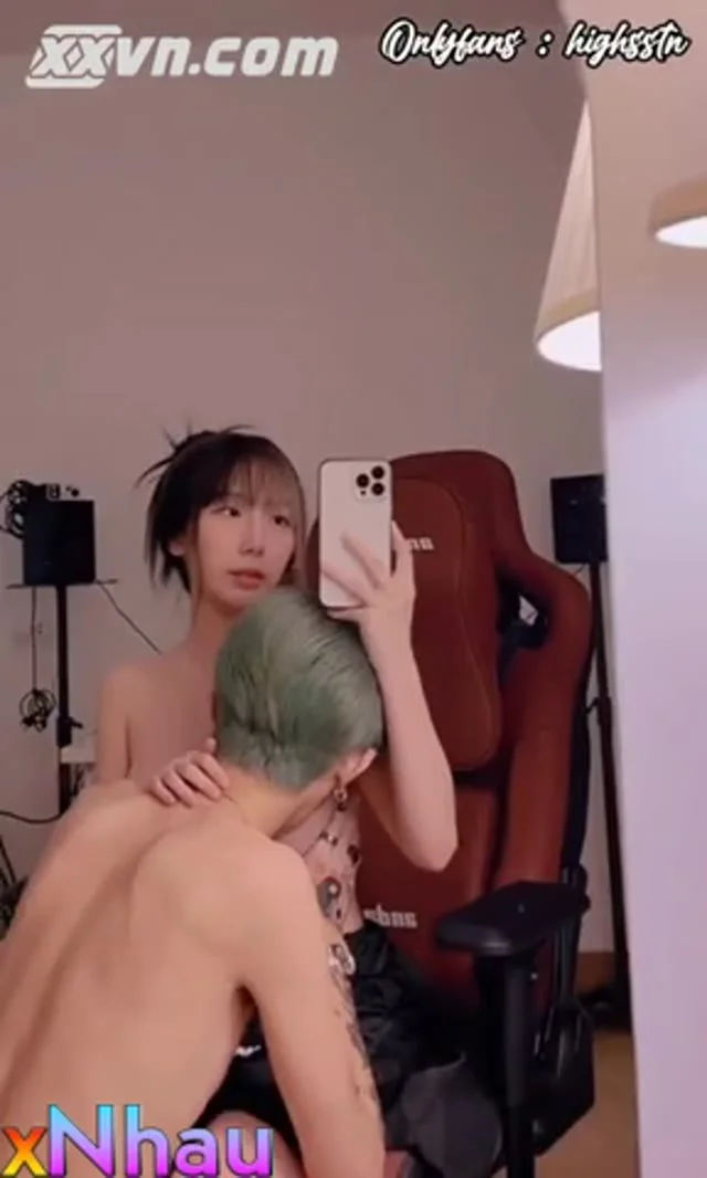 Gái xinh quay Tiktok Cho Bạn Trai Bú Cu móc lồn