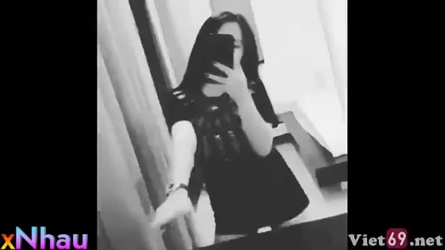 E Girl Phố Trâm Anh 2ka6 và clip ăn mặc sexy quần tất Djt Nhau vs bạn trai nứng rên