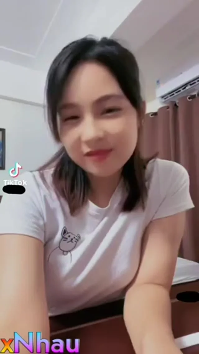 Sex Trần Khánh Ly 2k Mặt Xinh Bím Múp