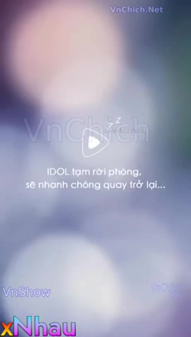 Em idol sanzai2 livetream show hàng public gạ đụ trai lại ngay trên sóng