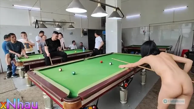 Trường phái public đã suất hiện ngày càng táo bạo công khai giữa ban ngày